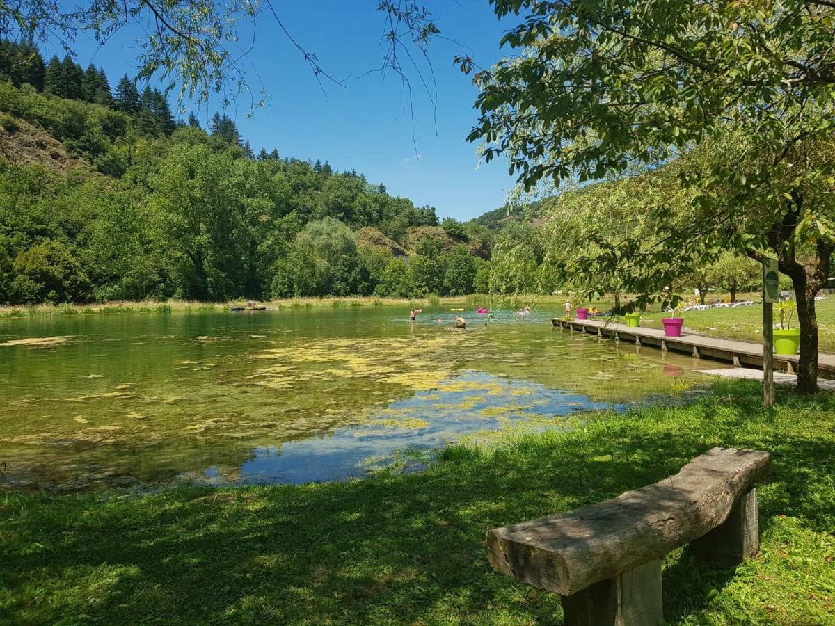 ホテル Vvf Sud Aveyron Brusque エクステリア 写真